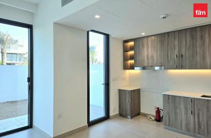 Villa - 3 - 4 for sale in May - Arabian Ranches 3 - Dubai Villa - 3 - 4 for sale in May - Arabian Ranches 3 - Dubai