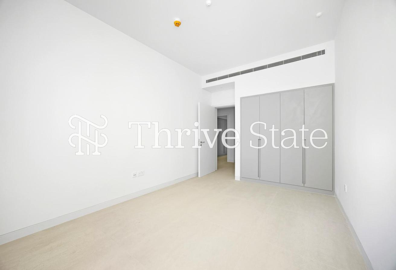 Single Row Villa | Large Unit | Brand New photo 16