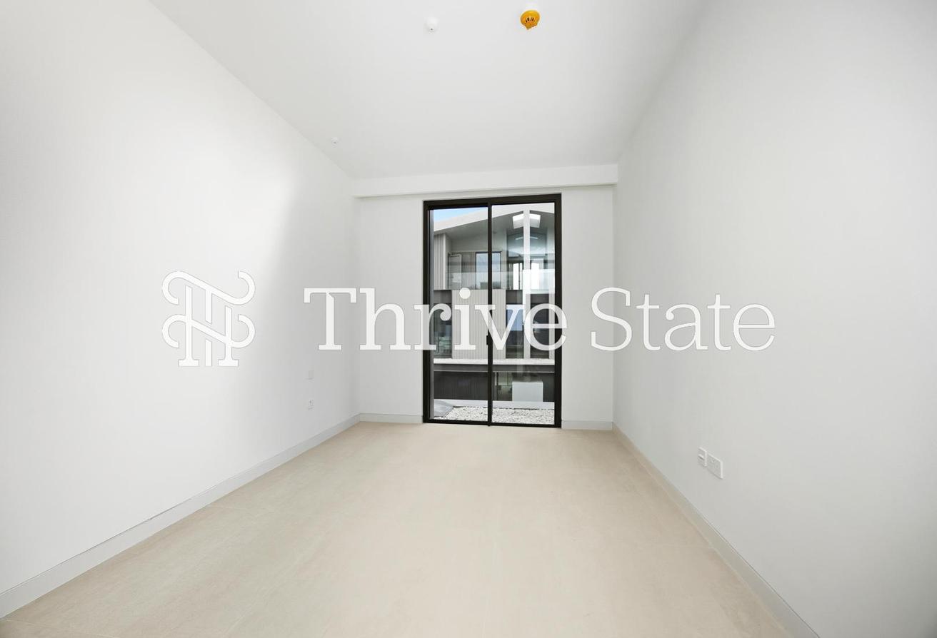 Single Row Villa | Large Unit | Brand New photo 18