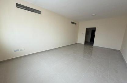 Apartment - 2 Bedrooms - 2 Bathrooms for rent in Ali Mousa Tower 1 - Al Majaz 2 - Al Majaz - Sharjah