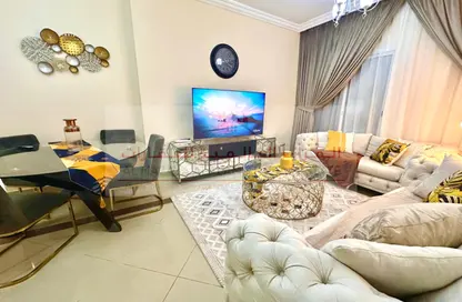 شقة - 2 غرف نوم - 3 حمامات للايجار في التعاون 1 - أبراج التعاون - الخان - الشارقة