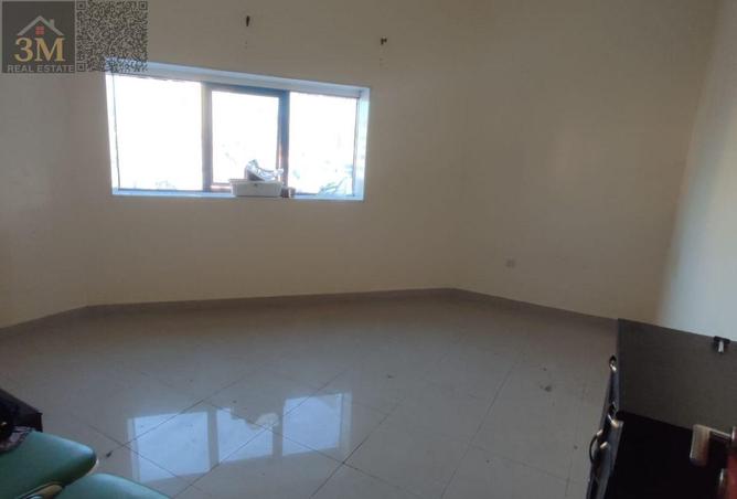 87895476 - صورة العقار 2