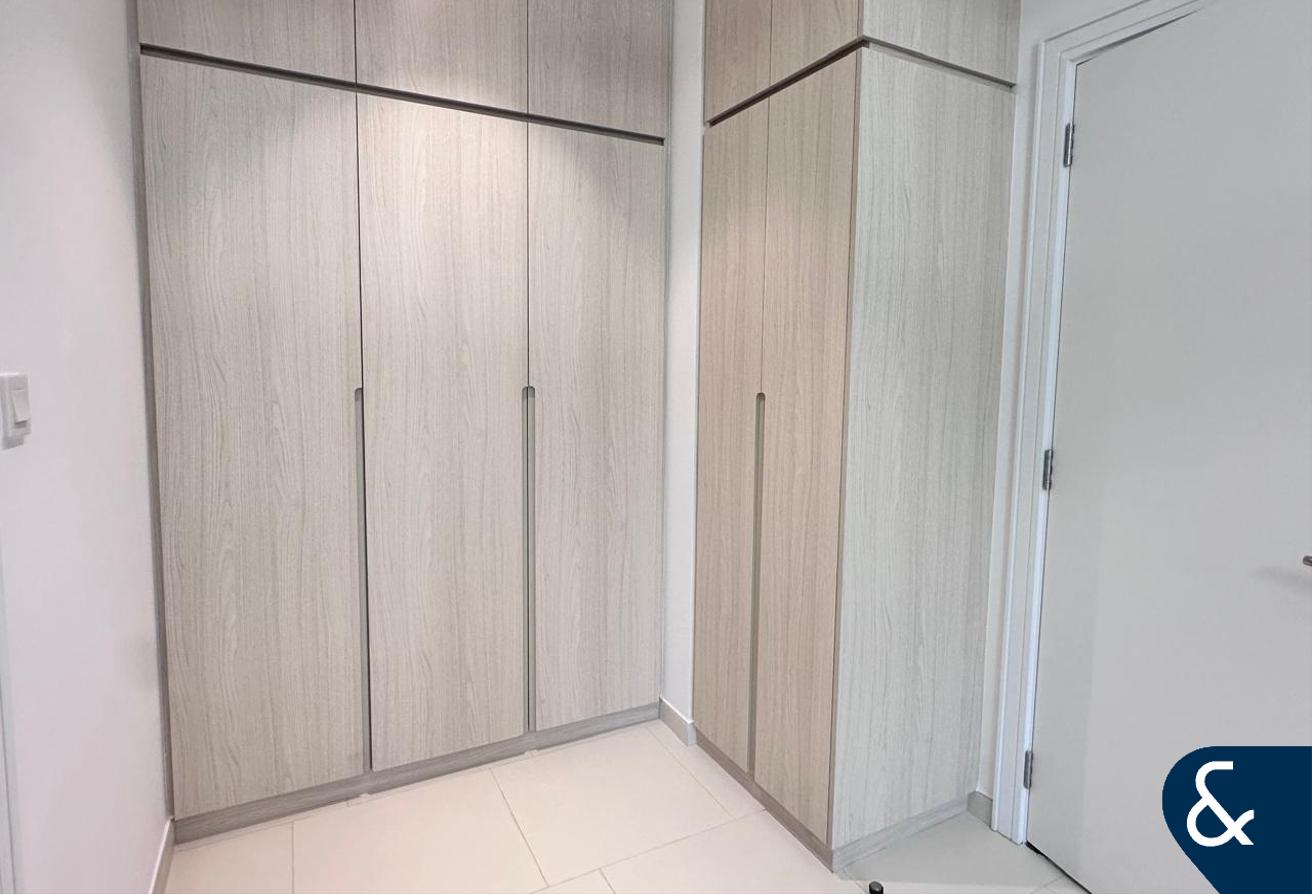 1 Bed | Furnished | Premium | Ellington photo 3