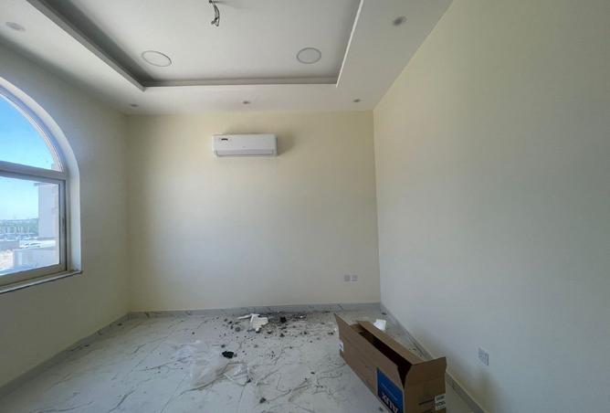 121113921 - Property Image 2