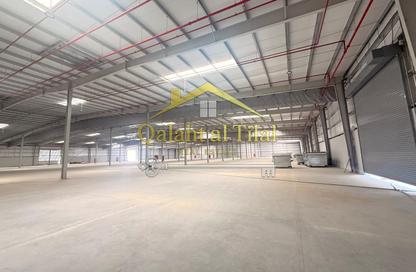 Warehouse - Studio - 3 Bathrooms for rent in Al Sajaa Industrial - Al Sajaa - Sharjah
