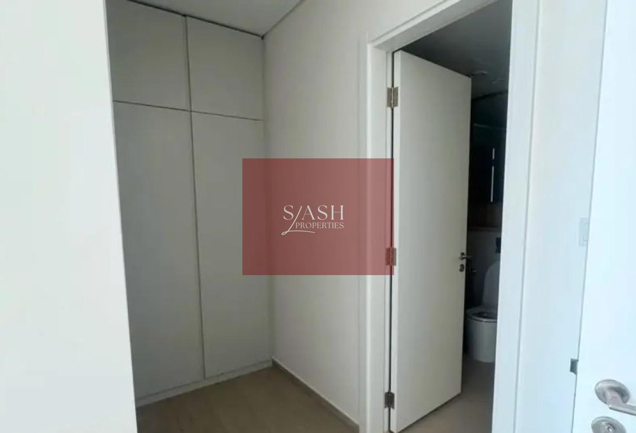 Hot Deal | Negotiable | Spacious Apartment photo 4
