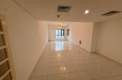 Office Space - Studio - 3 Bathrooms for rent in Dar Al-Khabeesi - Al Muraqqabat - Deira - Dubai Office Space - Studio - 3 Bathrooms for rent in Dar Al-Khabeesi - Al Muraqqabat - Deira - Dubai