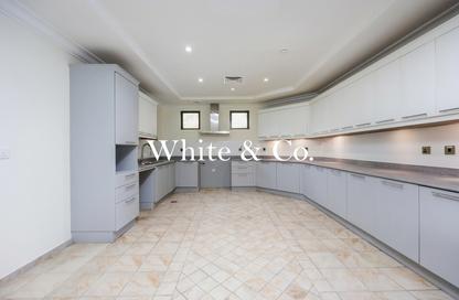 Villa - 4 Bedrooms - 5 Bathrooms for rent in Garden Homes Frond F - Garden Homes - Palm Jumeirah - Dubai