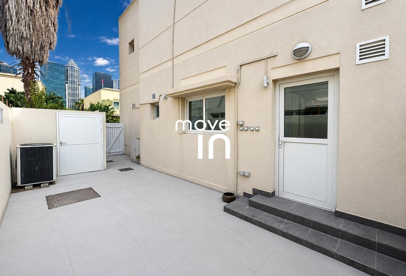 Newly Renovated|Upgraded|4 Bed+Maids|Pool Garden photo 21