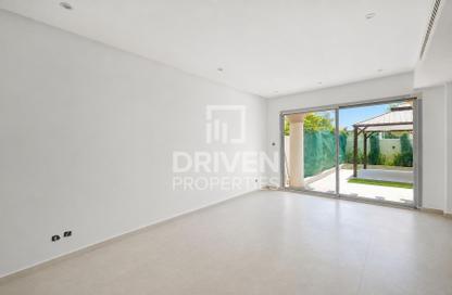 Villa - 3 Bedrooms - 3 Bathrooms for rent in Springs 2 - The Springs - Dubai Villa - 3 Bedrooms - 3 Bathrooms for rent in Springs 2 - The Springs - Dubai