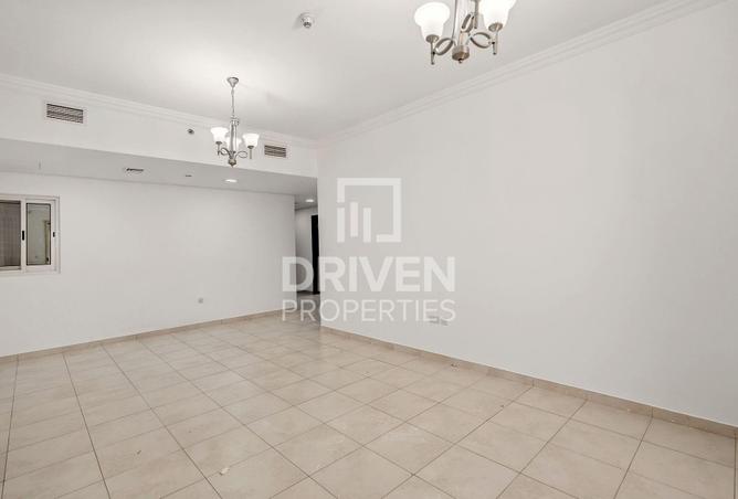 98238777 - Property Image 2