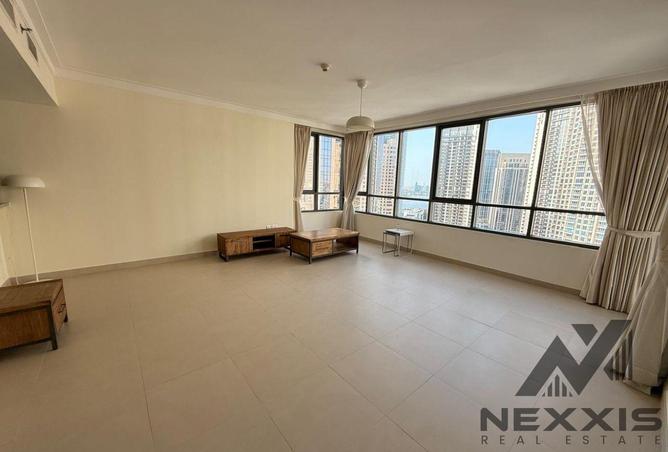 82387587 - Property Image 3