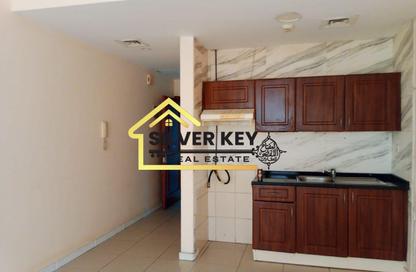 Apartment - Studio - 1 Bathroom for rent in Al Qulaya'ah - Al Sharq - Sharjah Apartment - Studio - 1 Bathroom for rent in Al Qulaya'ah - Al Sharq - Sharjah