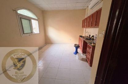 Apartment - Studio - 1 Bathroom for rent in Muweileh Community - Muwaileh Commercial - Sharjah