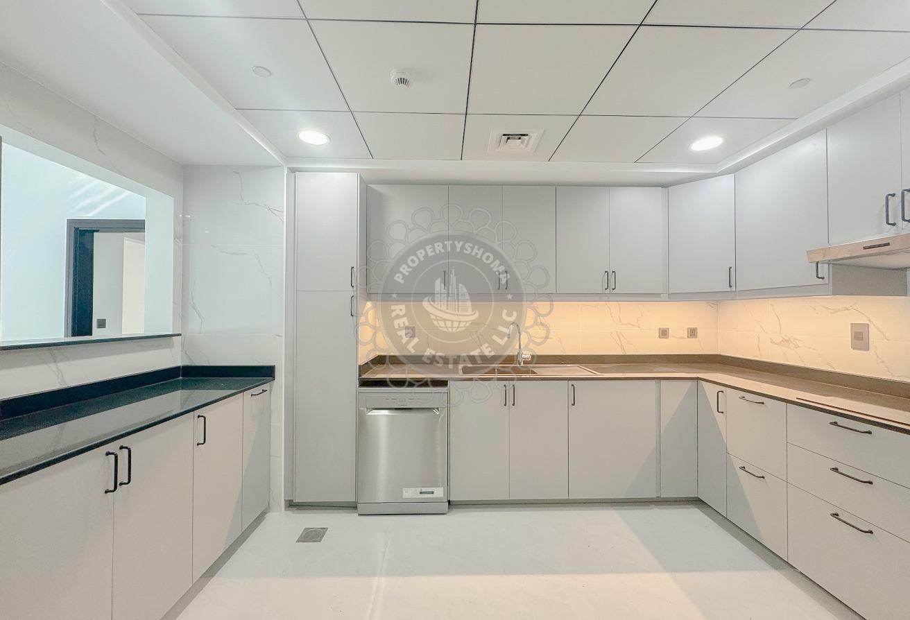 Stylish 2BR + Maid | Renovated Unit | Mid Floor photo 15