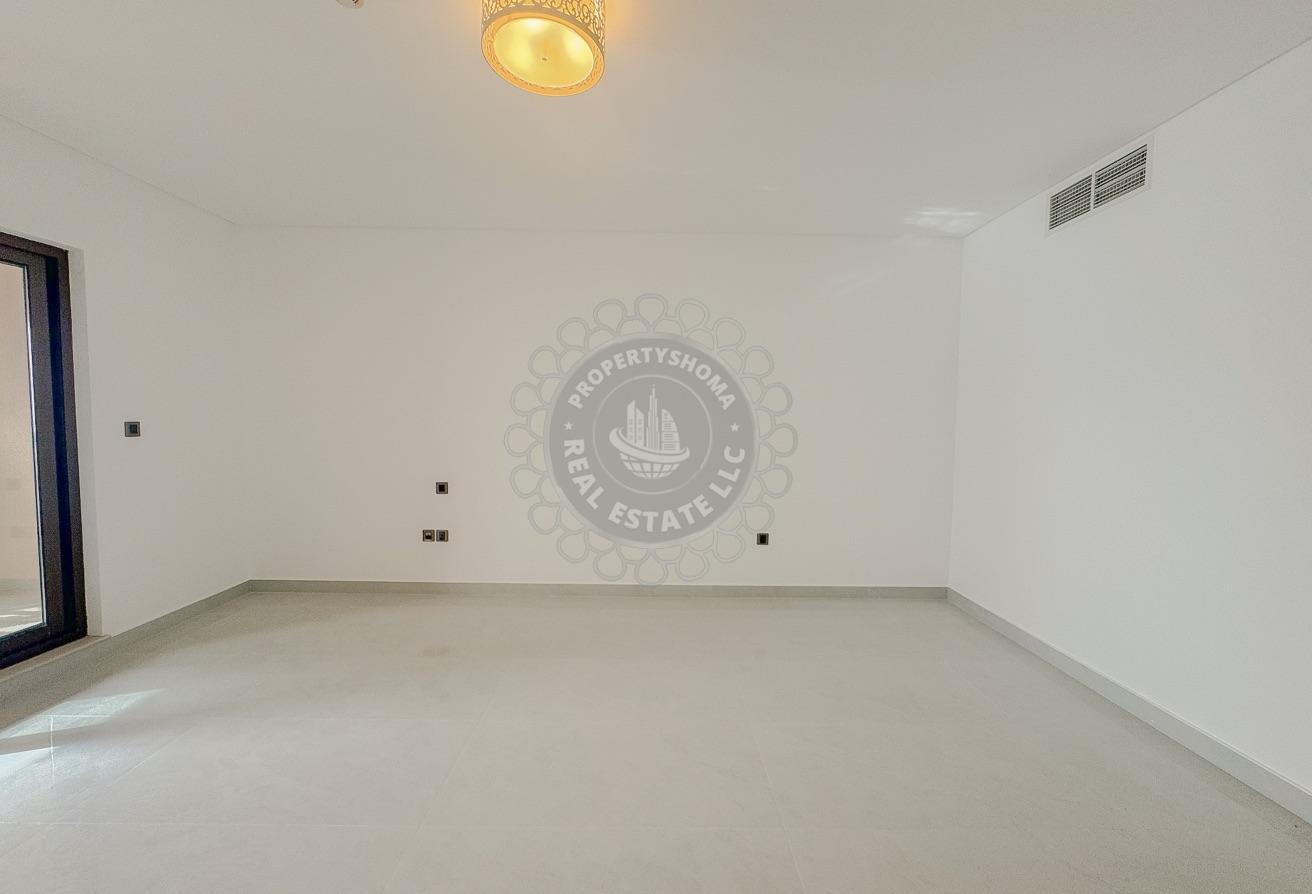 Stylish 2BR + Maid | Renovated Unit | Mid Floor photo 4