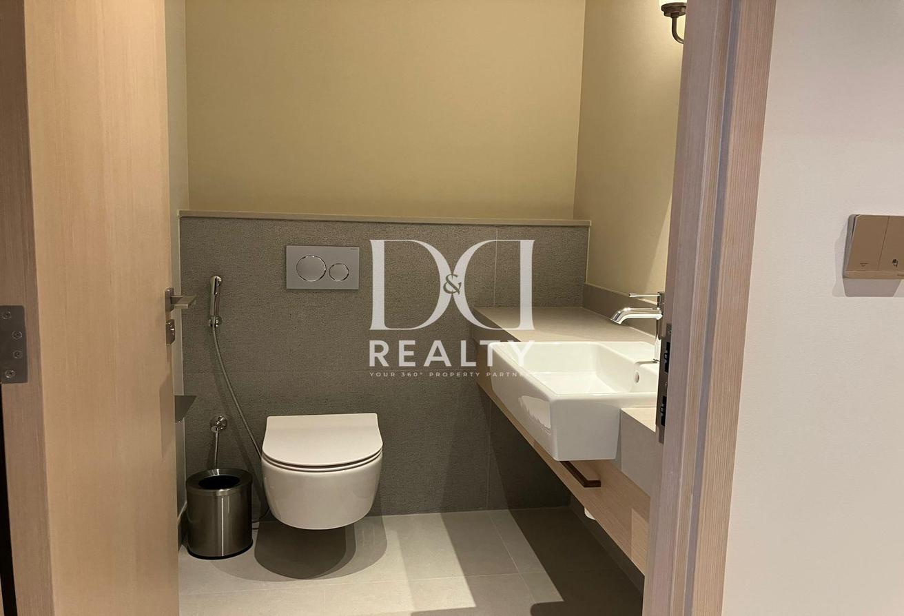 Connected to Dubai Mall | High Floor | Furnished photo 5