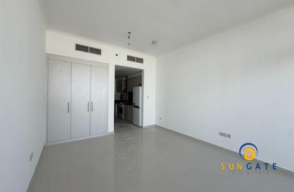 Apartment - Studio - 1 Bathroom for rent in Carson A - Carson - Damac Hills - Dubai