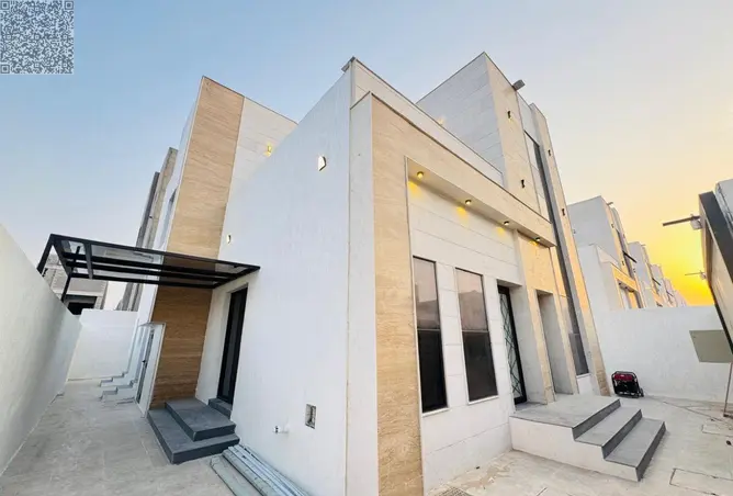 160982605 - Property Image 3