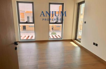 Townhouse - 4 - 3 for rent in Malta - Damac Lagoons - Dubai