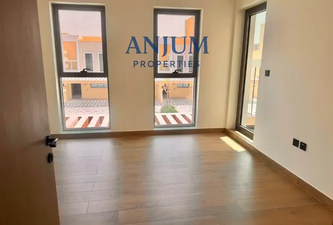 147995868 - Property Image 3