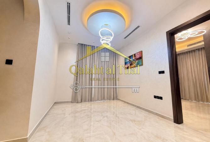 119686920 - Property Image 3