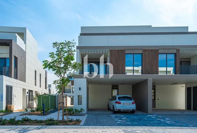 2Oltt7ZZZnU - Property Main Image