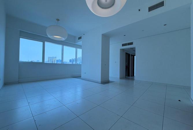 128808004 - Property Main Image