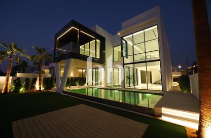Villa - 4 Bedrooms - 5 Bathrooms for rent in District 6 - Jumeirah Park - Dubai