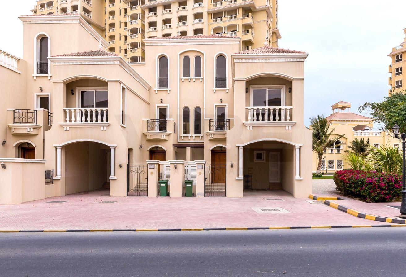 2 Bedroom Townhouse – Perfect Location
