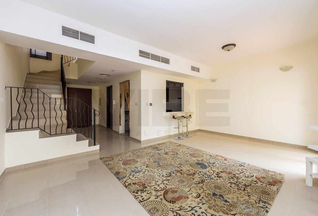 2 Bedroom Townhouse – Perfect Location