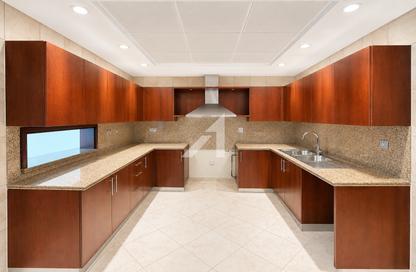 Apartment - 2 Bedrooms - 4 Bathrooms for rent in Al Fattan Marine Tower - Al Fattan Marine Towers - Jumeirah Beach Residence - Dubai