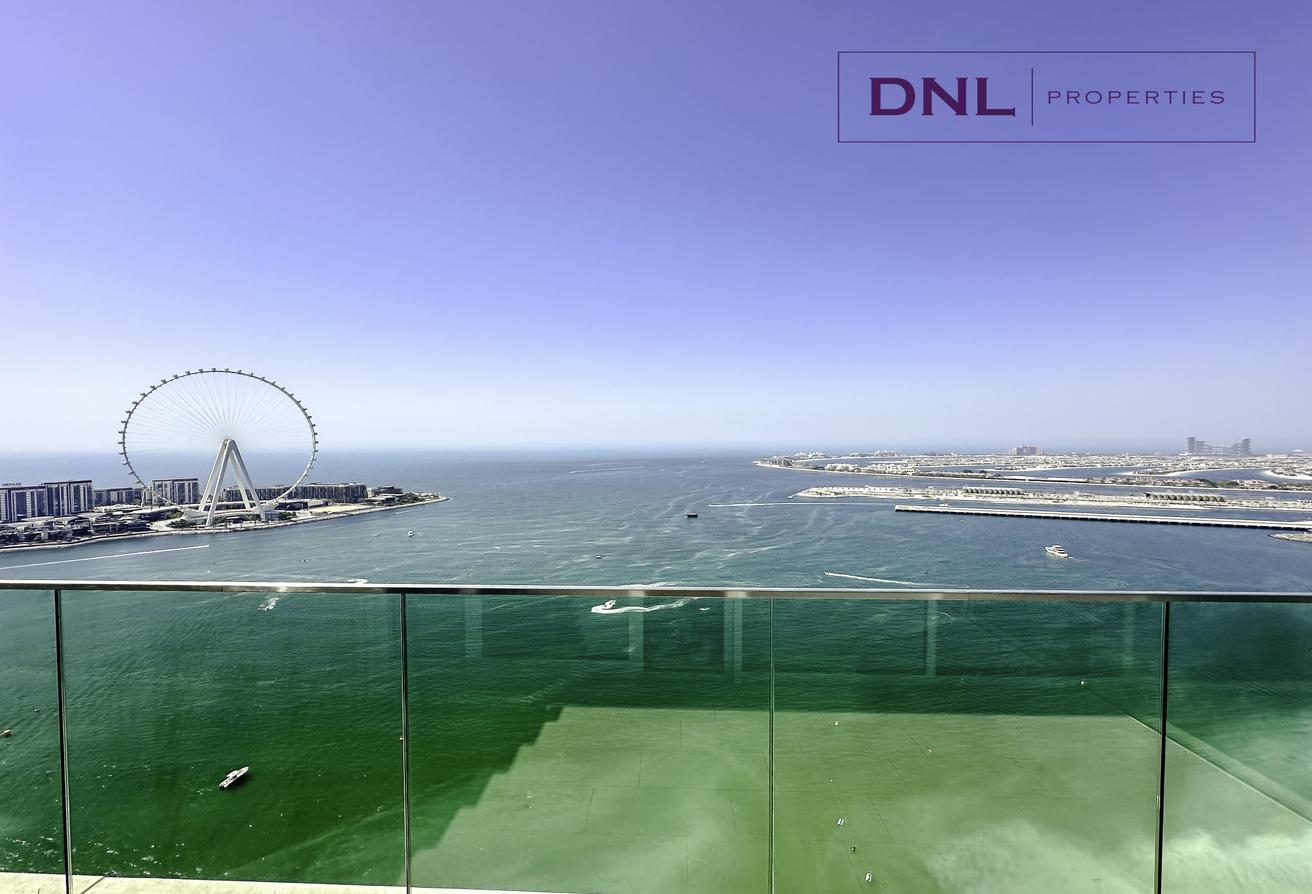 Luxurious Penthouse | Furnished | Full Sea View photo 15