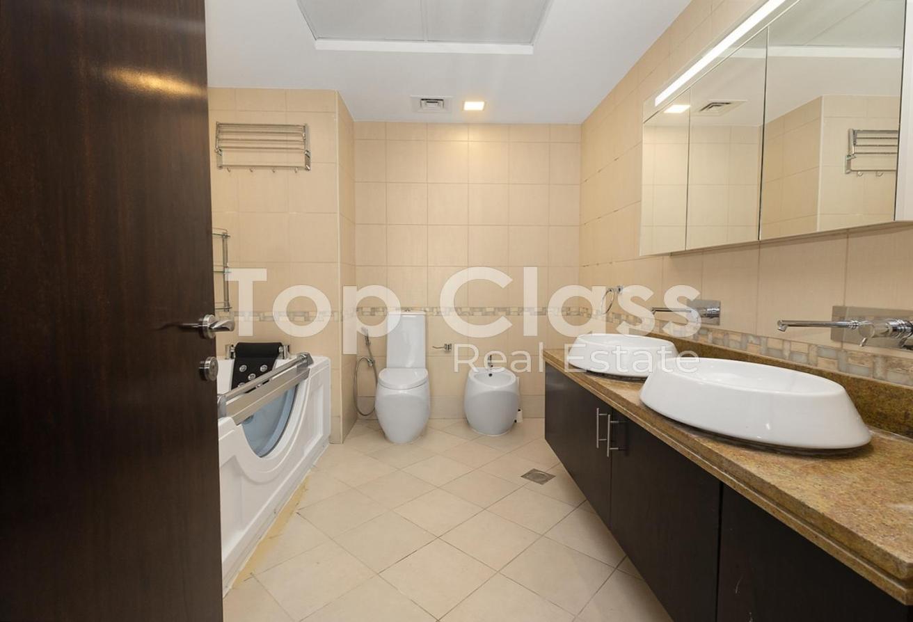 Spacious Penthouse | Private Pool | Renovated photo 20