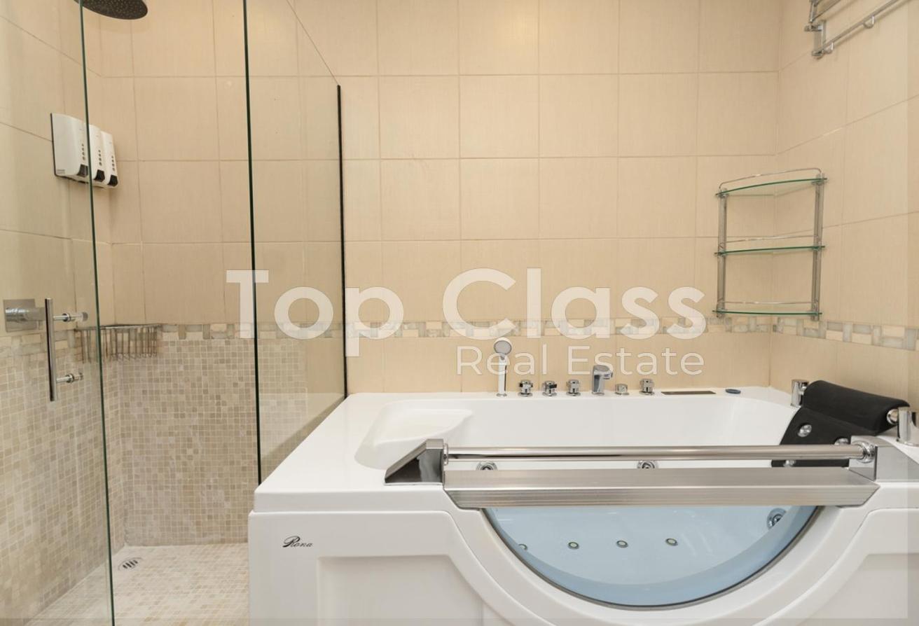 Spacious Penthouse | Private Pool | Renovated photo 18