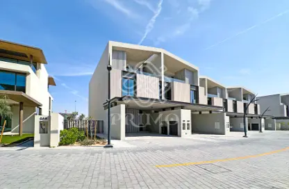Townhouse - 3 Bedrooms - 4 Bathrooms for rent in Nad Al Sheba Gardens 2 - Nad Al Sheba Gardens - Nad Al Sheba - Dubai