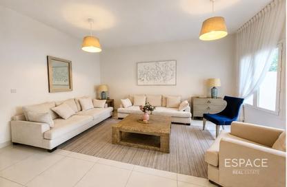 Villa - 3 - 3 for rent in Maeen 4 - Maeen - The Lakes - Dubai