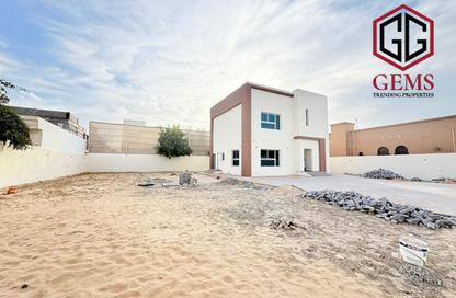 Villa - 4 Bedrooms - 5 Bathrooms for rent in Al Warqa'a 4 - Al Warqa'a - Dubai