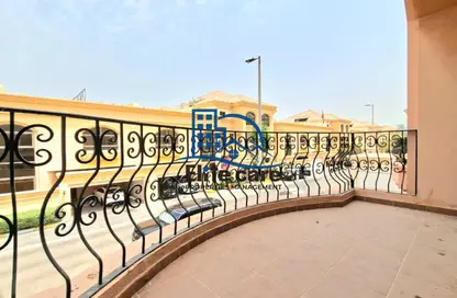 Villa - 4 Bedrooms - 6 Bathrooms for rent in Al Mushrif Villas - Al Mushrif - Abu Dhabi
