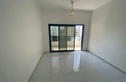 Apartment - 3 Bedrooms - 4 Bathrooms for rent in Al Majaz 1 - Al Majaz - Sharjah