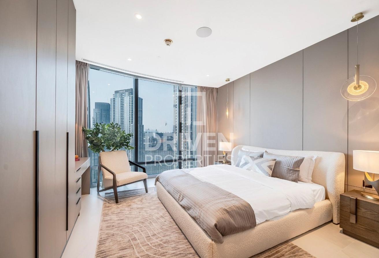 Fully Renovated | Vacant | Luxury Living photo 6