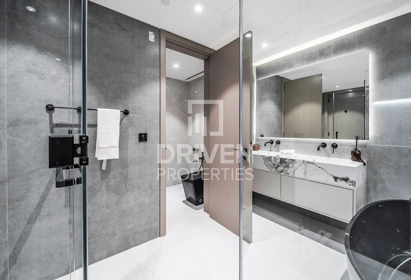 Fully Renovated | Vacant | Luxury Living photo 27