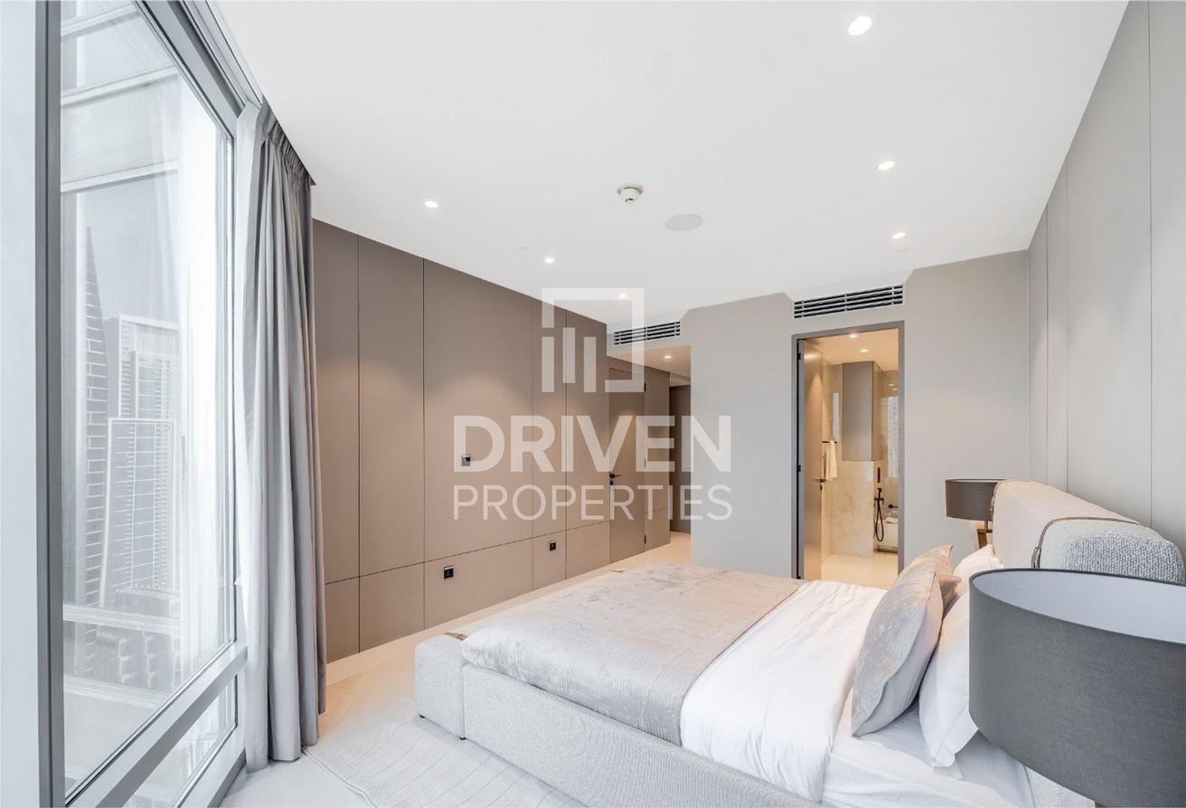 Fully Renovated | Vacant | Luxury Living photo 9