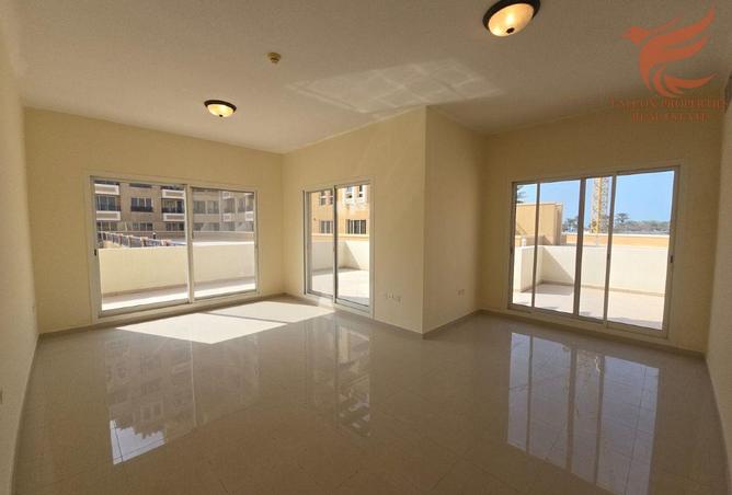 106854413 - Property Image 2
