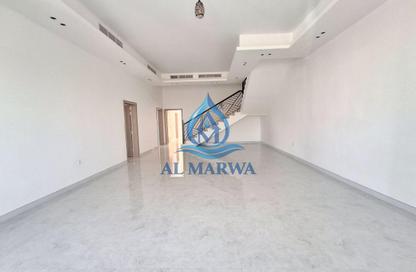 Villa - 5 - 7 for rent in Al Hooshi Villas - Hoshi - Al Badie - Sharjah Villa - 5 - 7 for rent in Al Hooshi Villas - Hoshi - Al Badie - Sharjah