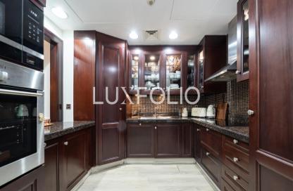Apartment - 2 Bedrooms - 3 Bathrooms for sale in Yansoon 8 - Yansoon - Old Town - Downtown Dubai - Dubai