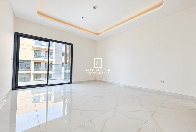 BRIGHT APARTMENT | PRIME AREA | SPACIOUS LAYOUT
