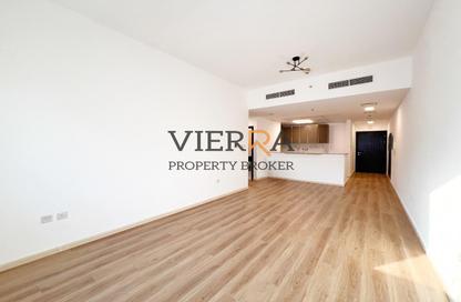 Apartment - 1 - 1 for sale in Mazaya 15 - Queue Point - Liwan - Dubai