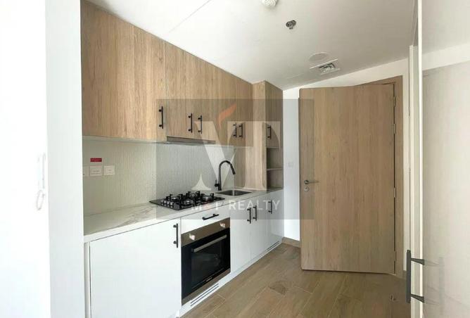 82803668 - صورة العقار 3