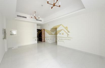 Apartment - 1 Bedroom - 2 Bathrooms for rent in Jumeirah Garden City - Al Satwa - Dubai
